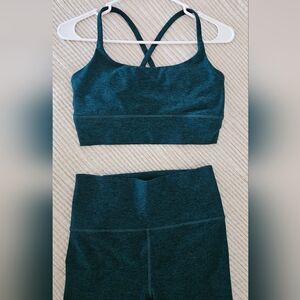 Vuori Elevation Set in Jade Heather